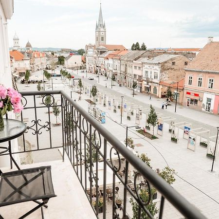 City View Турда Екстер'єр фото